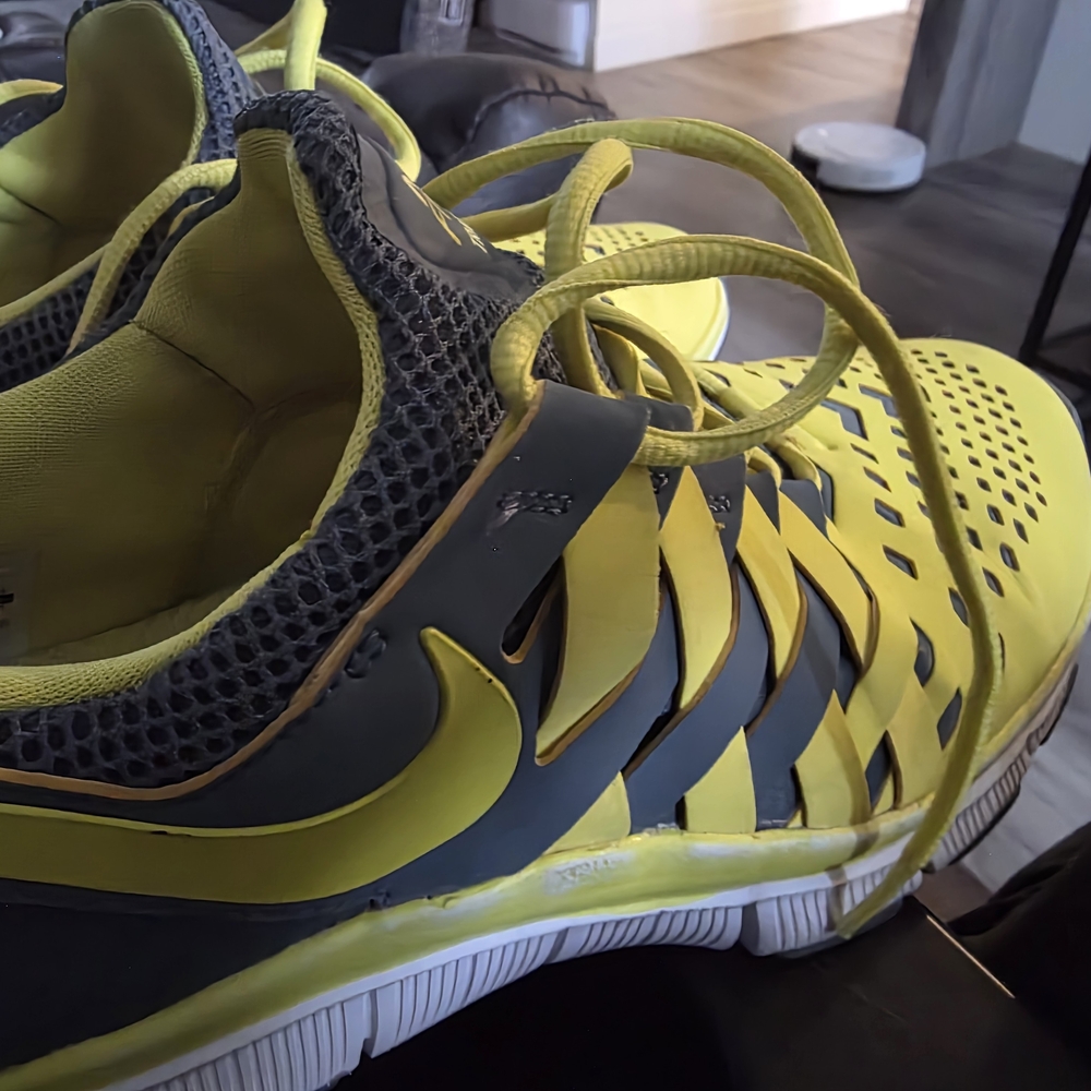 Nike Yellow Sneakers with Gray Details